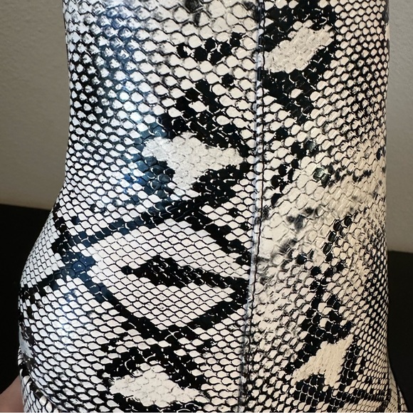 White Snake Skin Patterned Faux Leather Heeled Boots - Picture 5 of 13